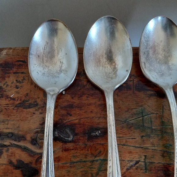 Vintage American Silver Co. Silverplate Soup Spoons Camelot Harvest Set of 6 - Picture 2 of 16
